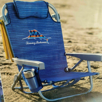 TOMMY BAHAMA BEACH CHAIR